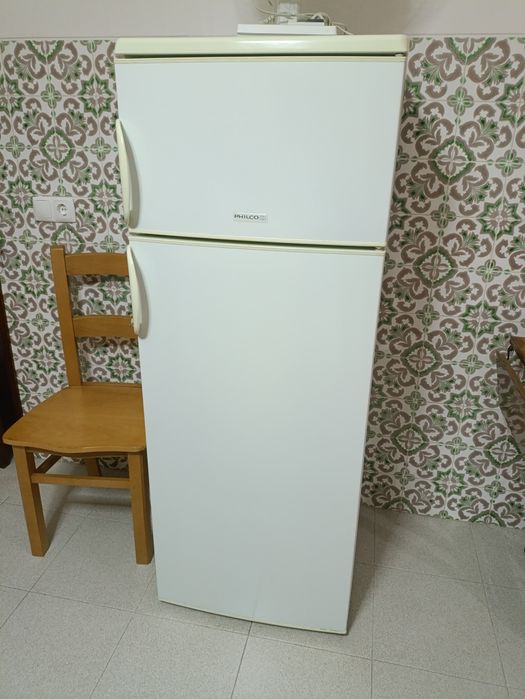 Frigorífico Philco 2 portas – como novo