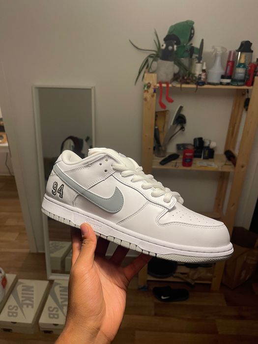 Supreme Nike SB Dunk Low White 27.5 白 CARRYME Kyoto | . Style:Supreme×Nike SB Dunk Low