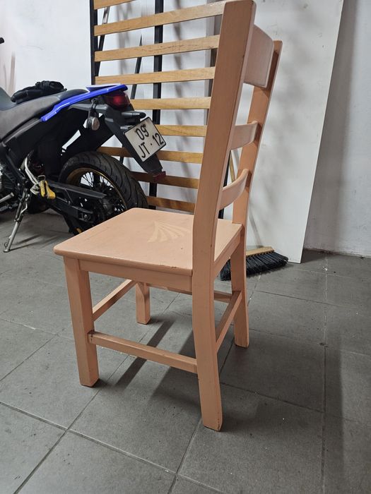 Cadeira  madeira