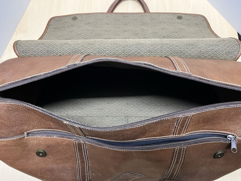 Saco em Pele Lotusse