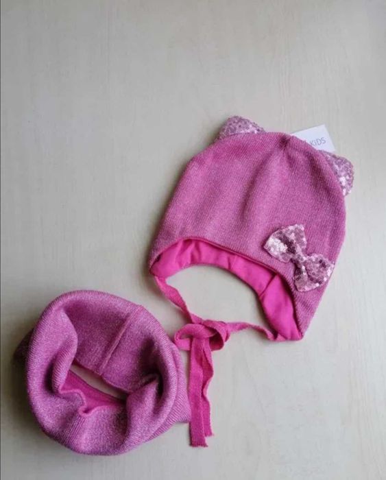 Нова шапка, снуд(хомут), комплект 46-48, 1-2 роки.