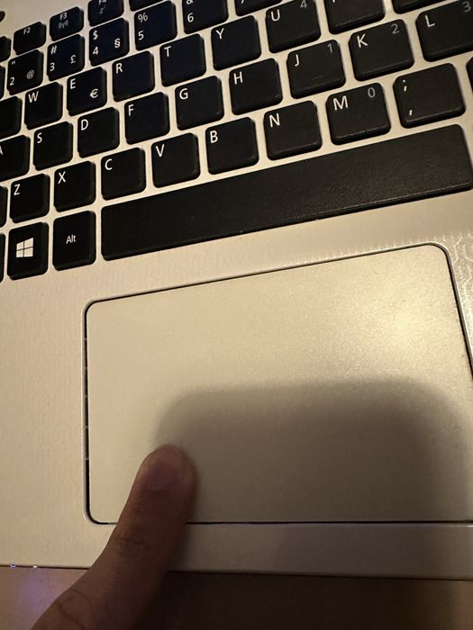 Portátil/Notebook Acer Intel Celeron 2GB RAM Branco