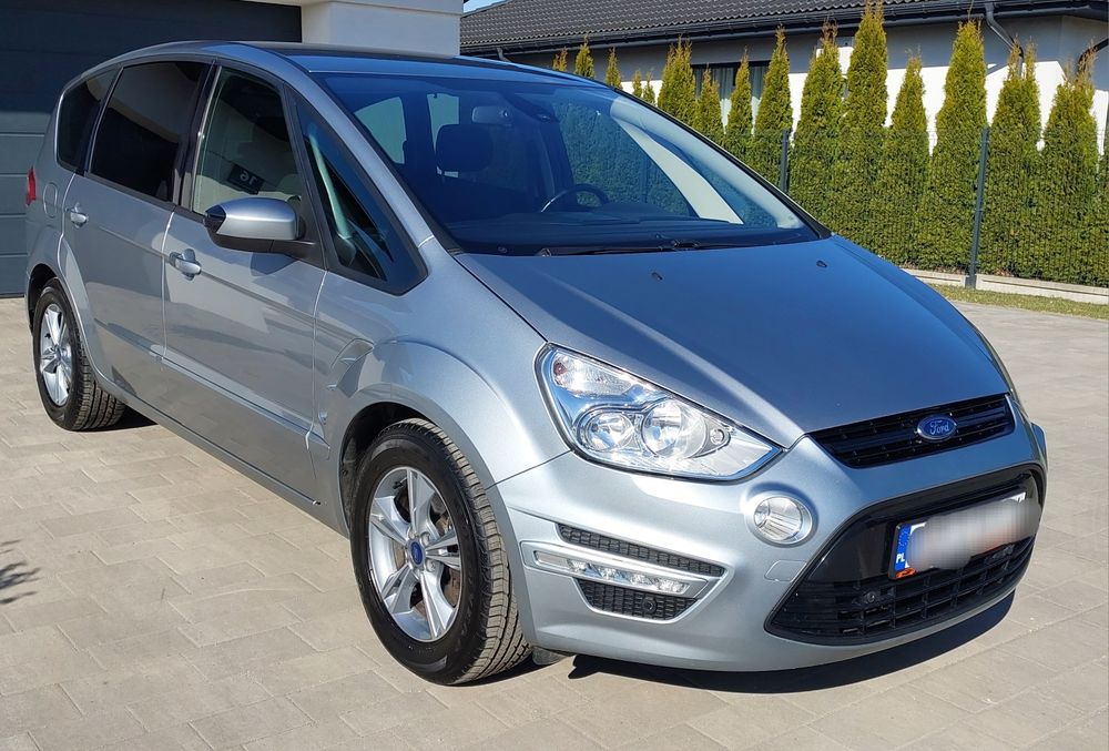 Sprzedam Ford s-max prywatne.  179 tys km