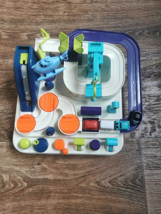 Трек з машинками T802A