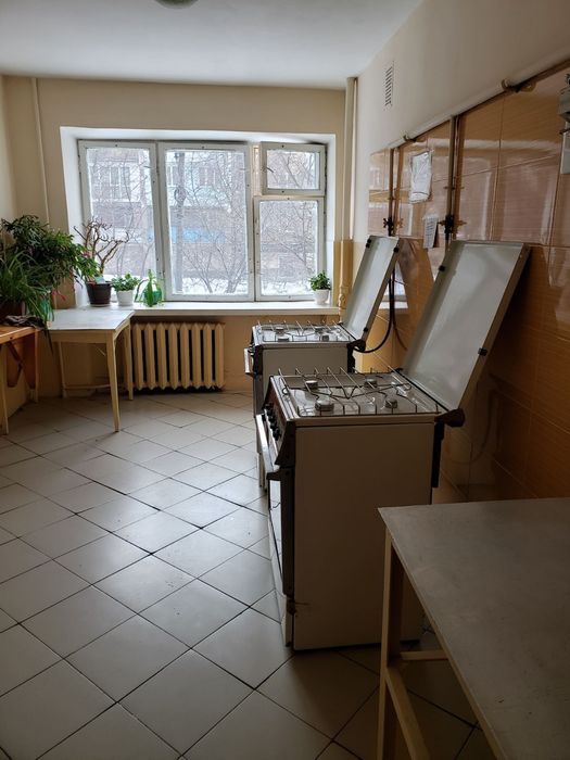 Оренда кімнати в гуртожитку на Замості