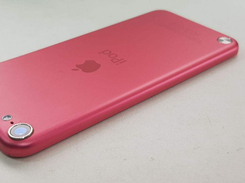 Apple iPod A1421 "64Gb"