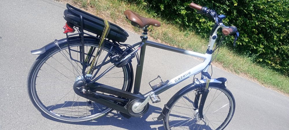 Rower holenderski elektryczny gazelle Orange comfort impulse hybrid  męski zadbany egzemplarz 400wh Nexus Magura LED