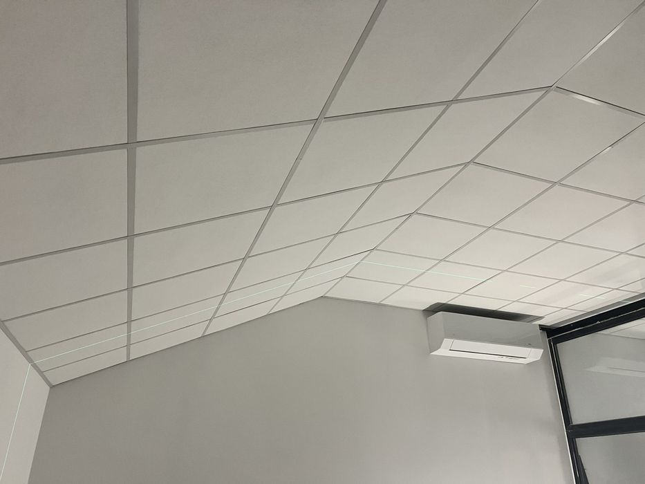 Підвісні стелі Грильято, Армстронг, Кубоподібна рейка