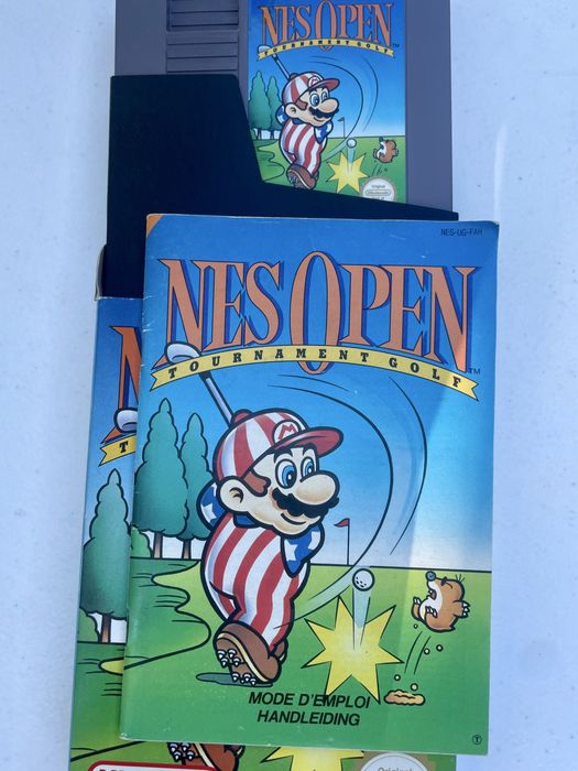 Vende-se lote com 8 jogos originais para Nintendo Entertainment System (NES), todos em versão europeia PAL B