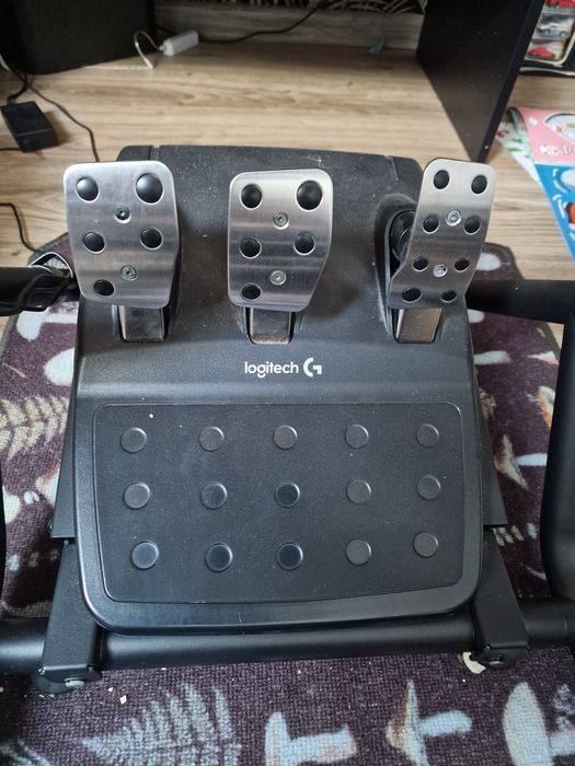 Playseat huzaro kierownica Logitech g29 drążek asettocorsa
