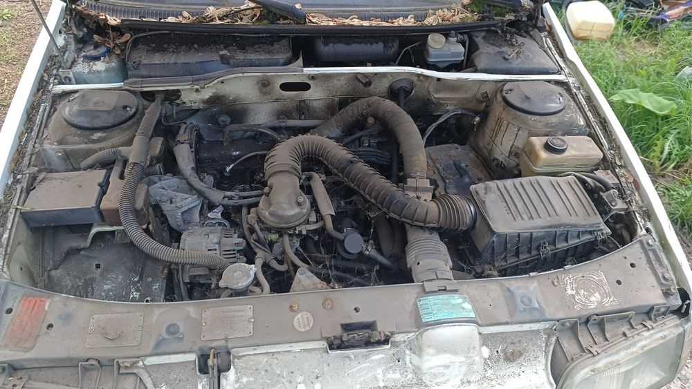 Двигатель мотор  коробка  пежо 405