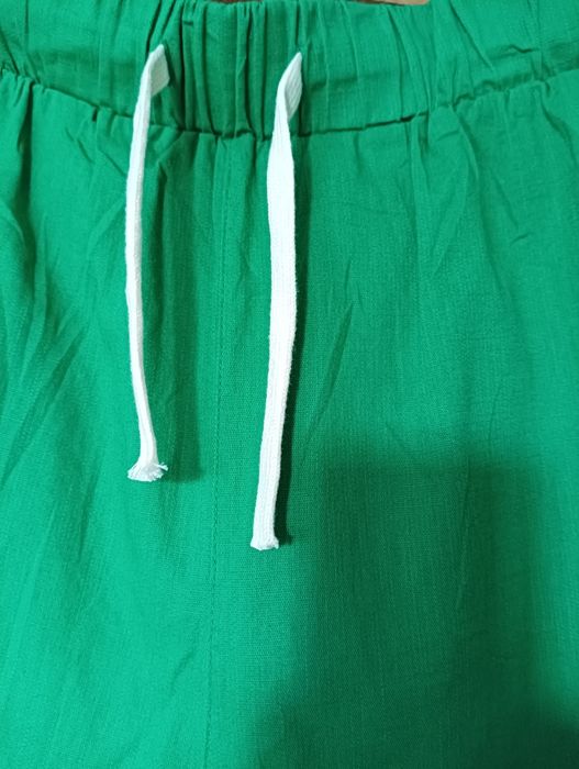 Spodnie damskie letnie.