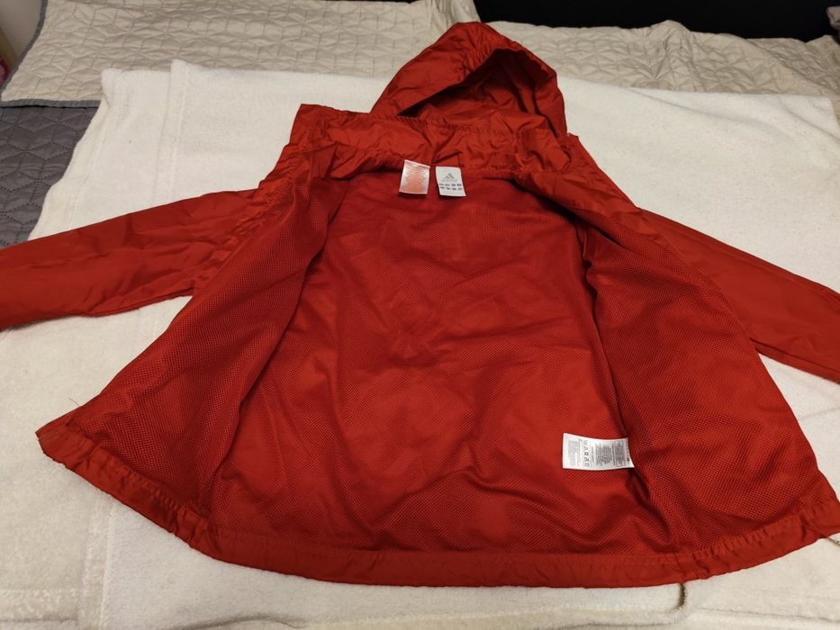 Sprzedam kurtkę przeciwdeszczowa marki Adidas