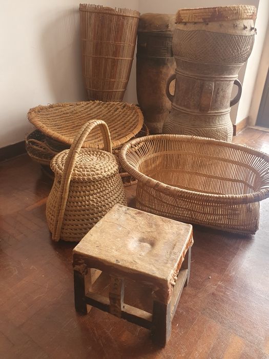 Lote lanças tribais e artesanato