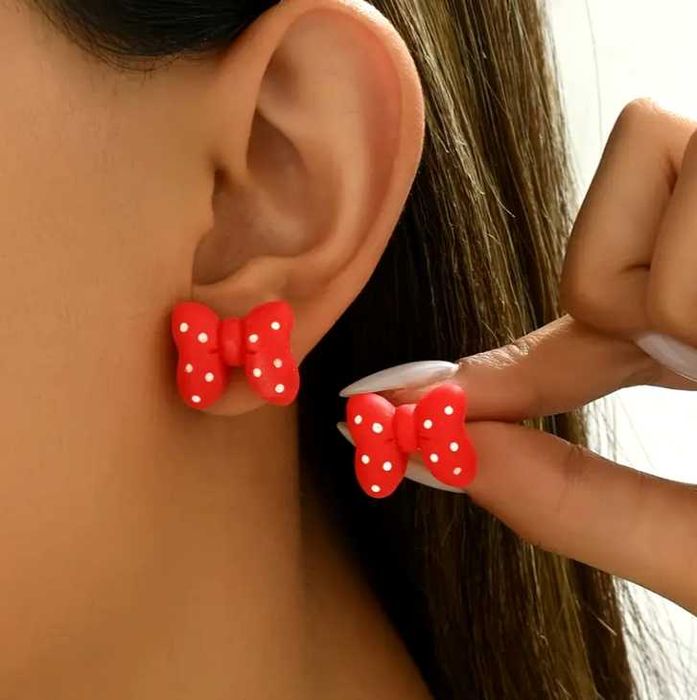 Kolczyki sztyft dla dziewczynki dziewczyny kokardki czerwone Mickey