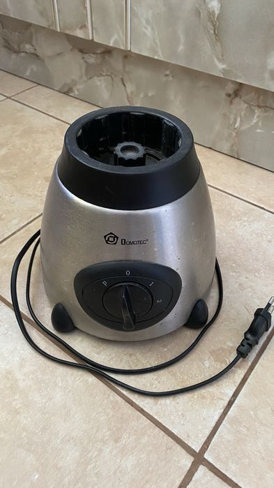 Блендер Domotec.