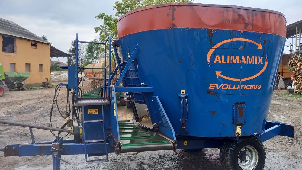 Sprzedam wóz paszowy Alimamix Evolution 10m3