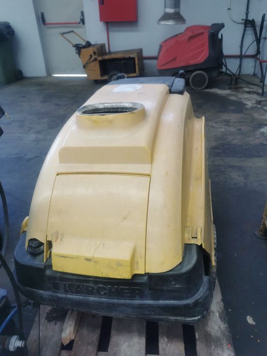 Máquinas lavar de alta pressão Karcher e Nilfisk