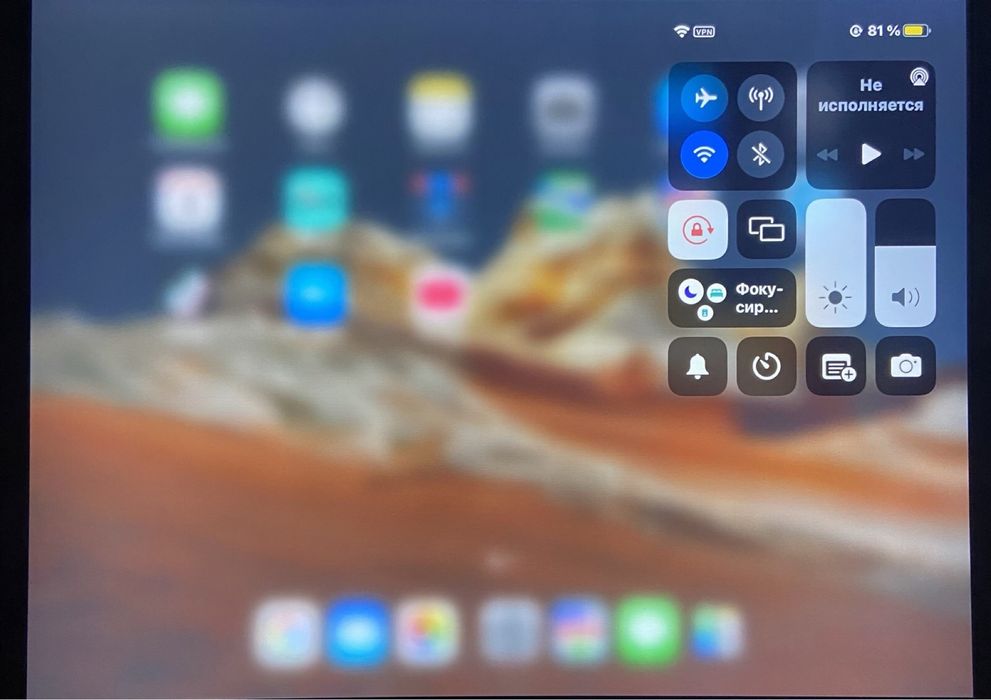 Ipad air 2 16rб памяти +lte