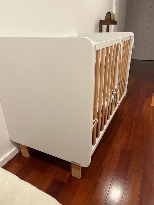 Cama de Bébé Trama