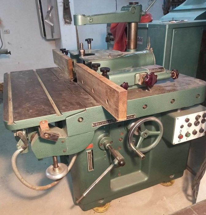 Деревообробний станок фрезер KNOHOMA