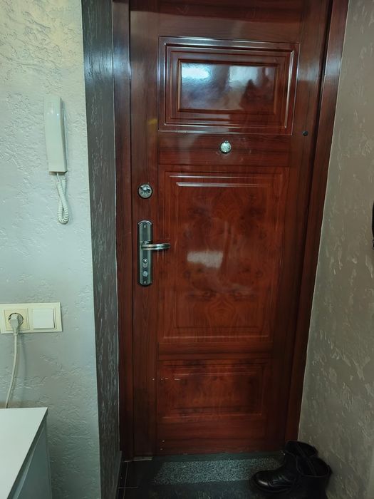 Вхідні двері 2050х860 мм