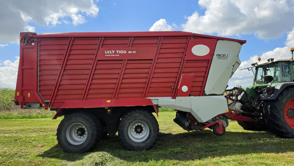 Lely Tigo XR 65 Fendt Tigo przyczepa samozbierająca wóz strautmann Umowa