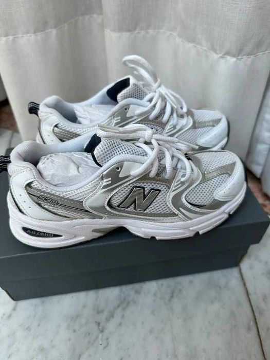 ButyDamskie New Balance 530_White_Silver_Navy_Uniseks R.36