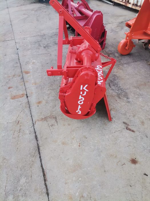 Fresa Kubota com 1 mt