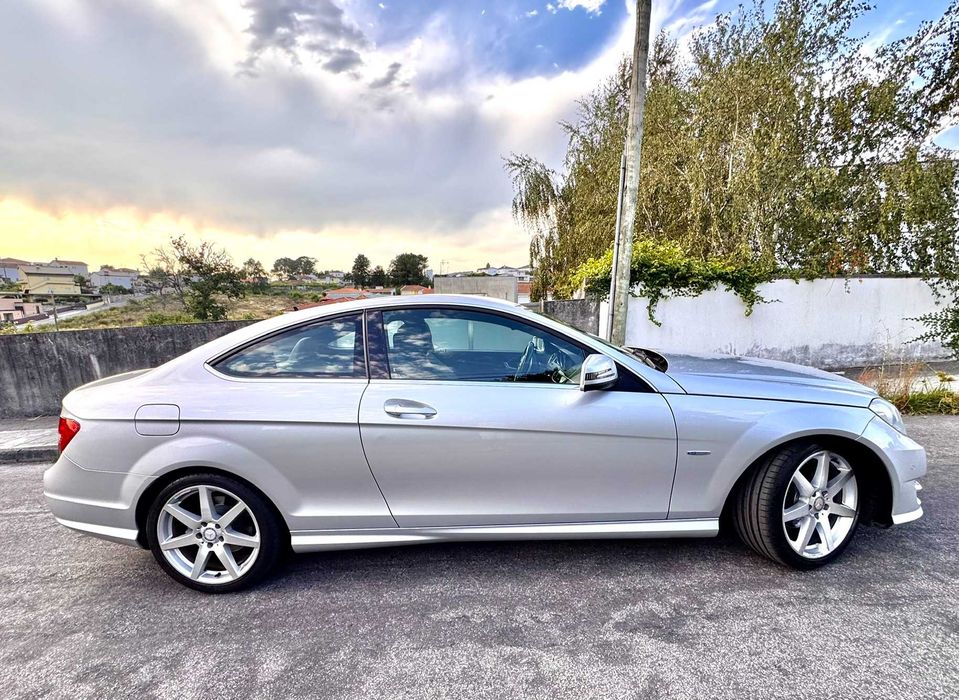 Mercedes-Benz C220 Coupé AMG | Nacional | 169500km