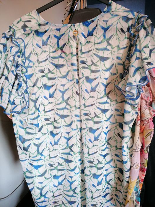 Blusa Anirene lindissima