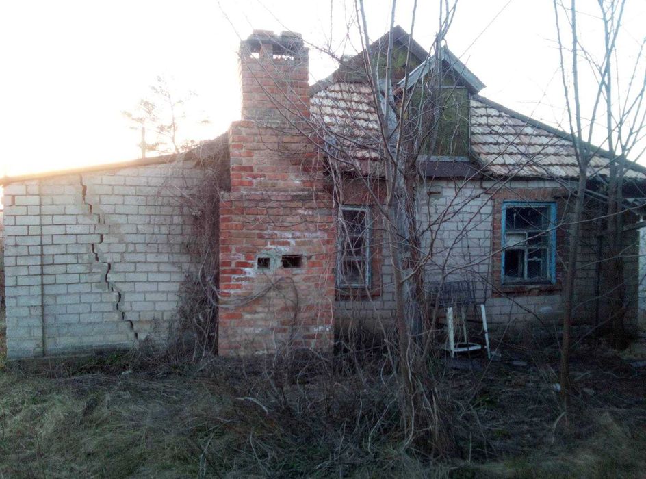 Продаеться Хата в селi Лозуватка. Торг.