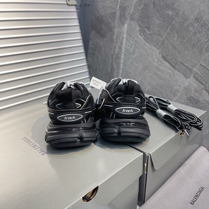 BALENCIAGA Track Black & White 3.0