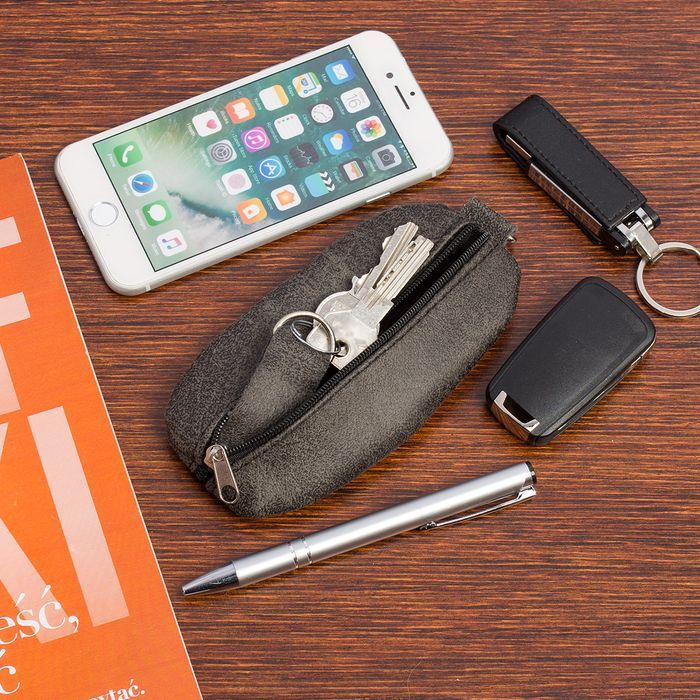 ETUI na klucze duże dwustronne skóra nubuk płaskie komory kluczówka