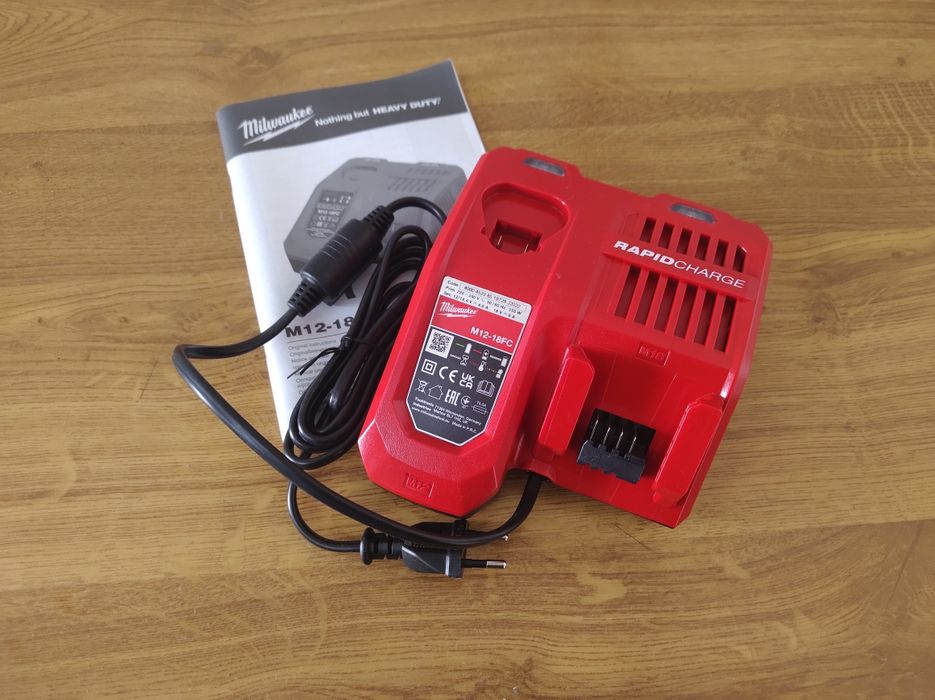 Carregador rápido Milwaukee
