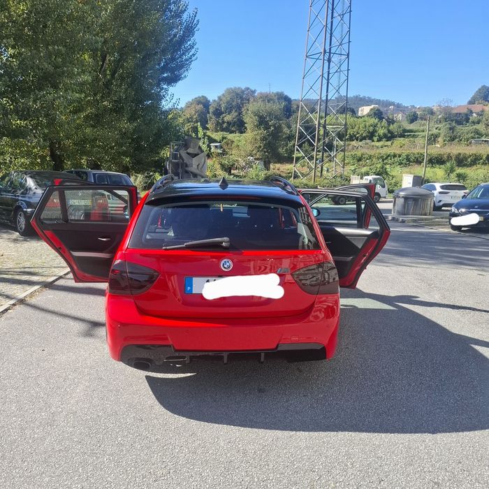 BMW Série 3 Touring – Vermelha | Caixa Automática