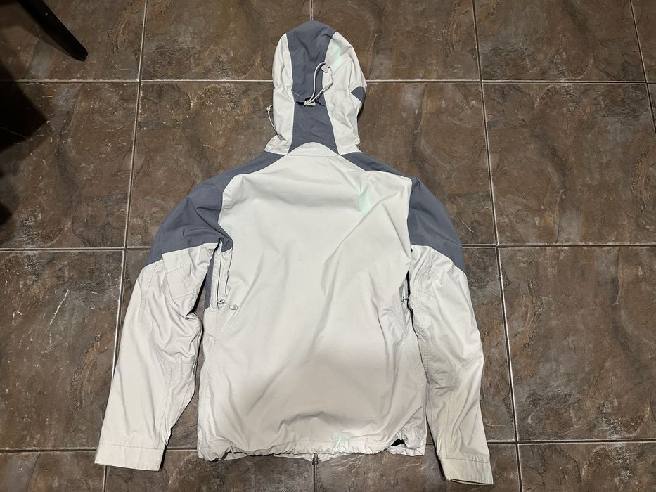 Вітровка Hally Hansen оригінал