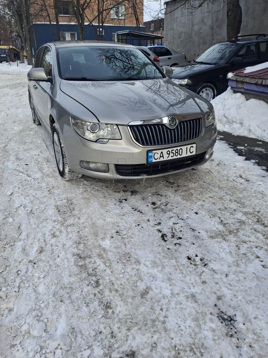 ПРОДАМ АВТОМОБІЛЬ  Skoda Superb 2012Р.    ЦІНА 8800