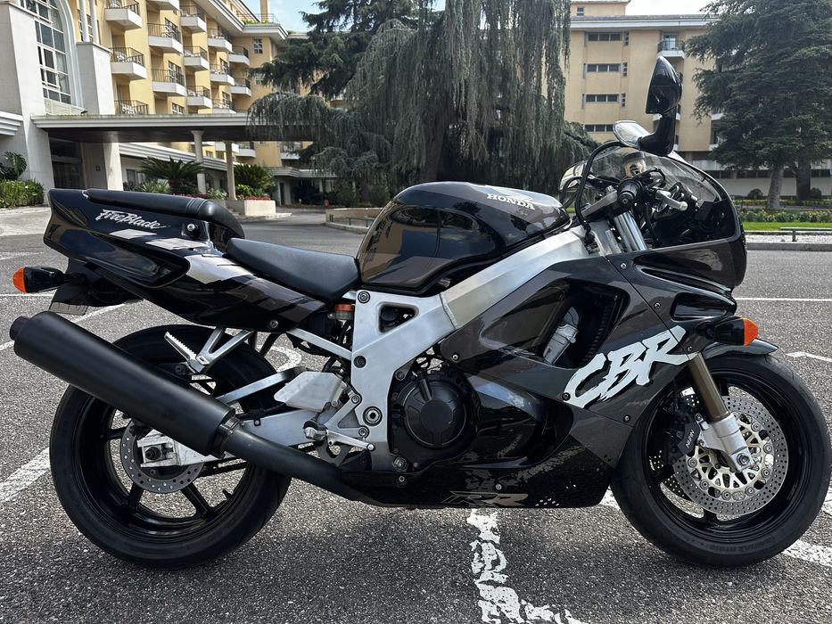 Honda CBR 900 RR - SC28- 1992 (primeiro ano)
