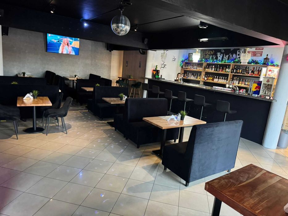 Lokal usługowy - klub, pub