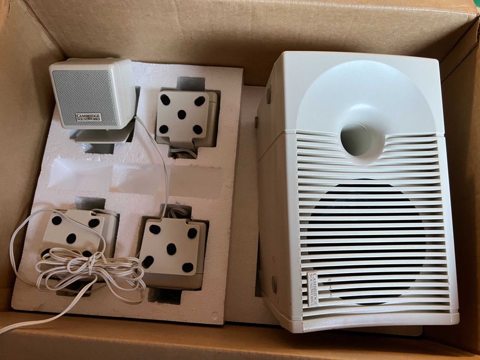 Sound Blaster Live! Player 1024 + Colunas