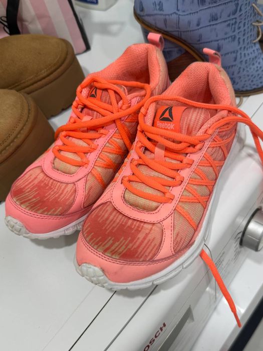 Кросівки Reebok жіночі