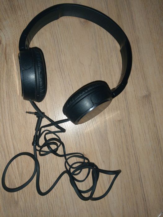 Sprzedam słuchawki nauszne sony MDR-ZX310