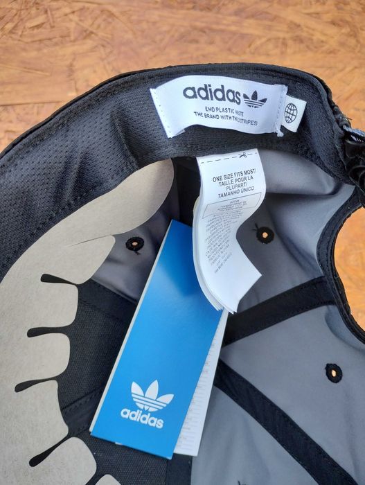 Czapka z daszkiem Aadidas Originals czarna rozmiar M/L