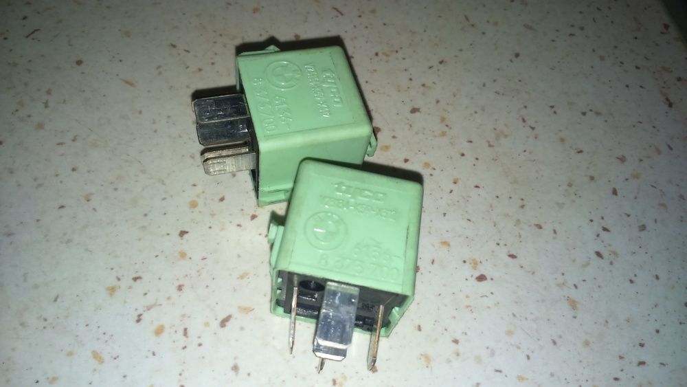 Многолцелевое реле BMW 1 3 5 7 XZ Series (90-14)-61368375700