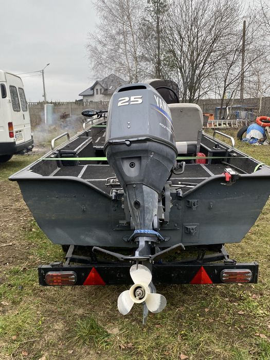 Łodka wędkarska aluminiowa yamaha 25km