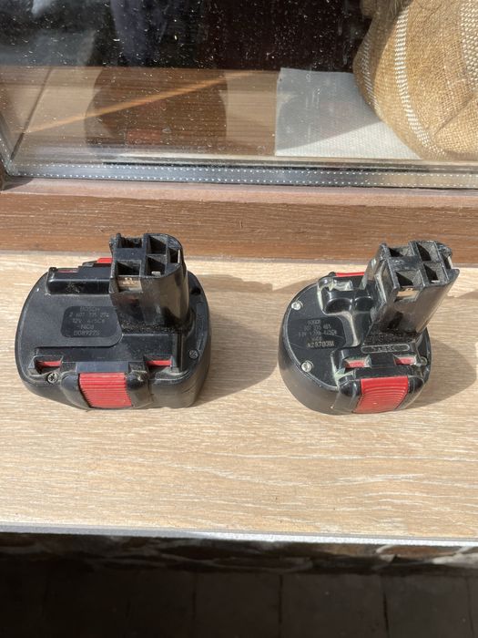 Продам акумулятор (батарея) для шуруповерта Bosch 12 v..Не ро