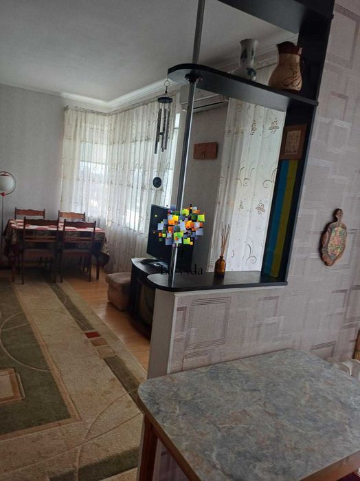 Продам 2к. квартиру  вул. Юрія Литвинського 64