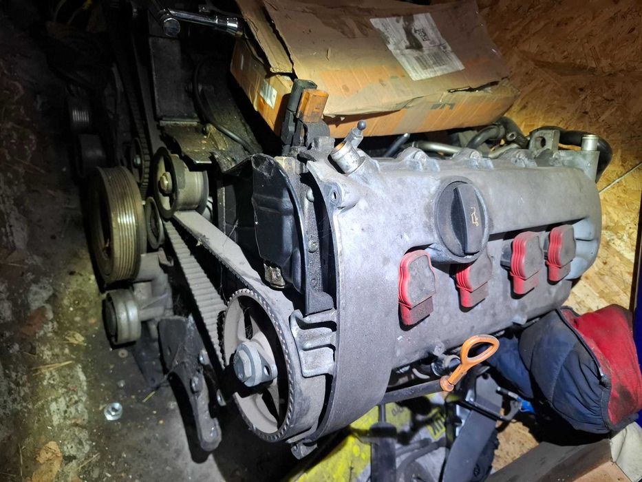 Głowica a8 d3 4.2 V8 BFM lewą lub prawa lewa prawa