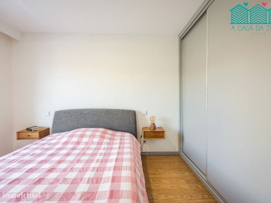 Apartamento T2 com Lugar de Garagem no Bairro do Liceu